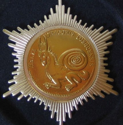 Ametlike esindajate ametimärk * Badge of official representatives